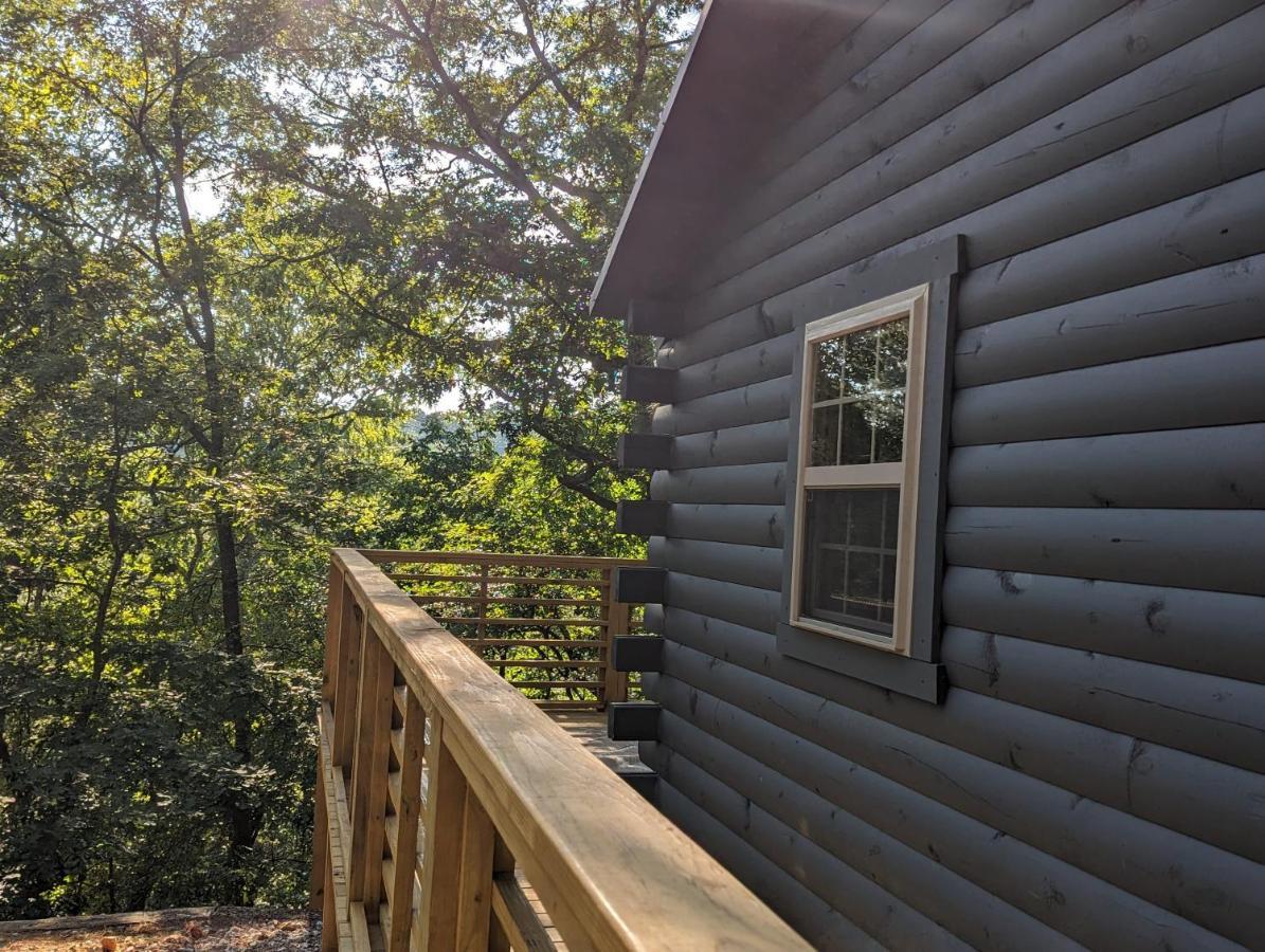 Cabin #6 With Hot Tub Deck And Sunset View At Loblolly Pines Apartman Eureka Springs Kültér fotó