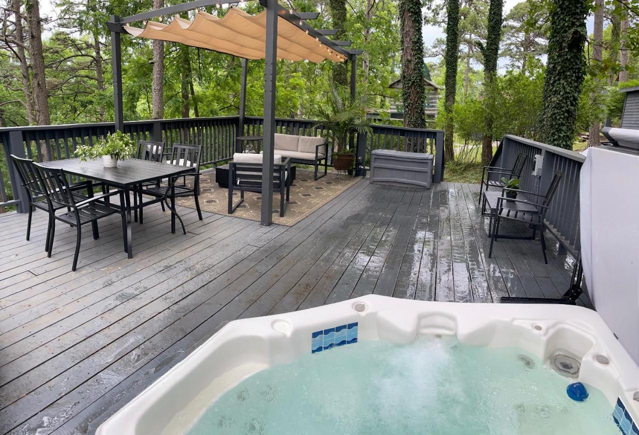 Cabin #6 With Hot Tub Deck And Sunset View At Loblolly Pines Eureka Springs Kültér fotó